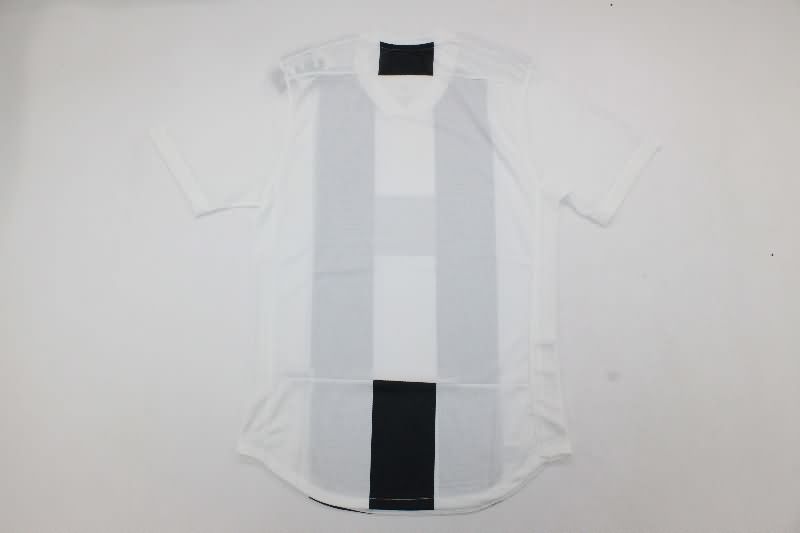 Juventus Soccer Jersey Home Retro (Player) 2018/19