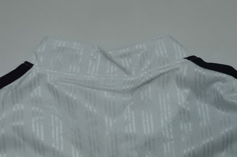 Liverpool Soccer Jersey Away Retro Replica 1995/96