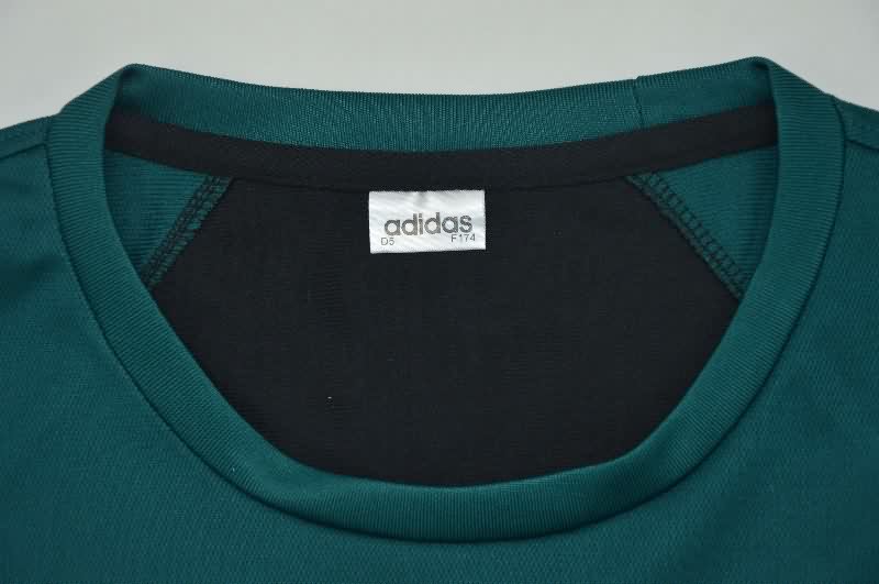 AAA Quality Liverpool 1995/96 Training Retro Soccer Jersey