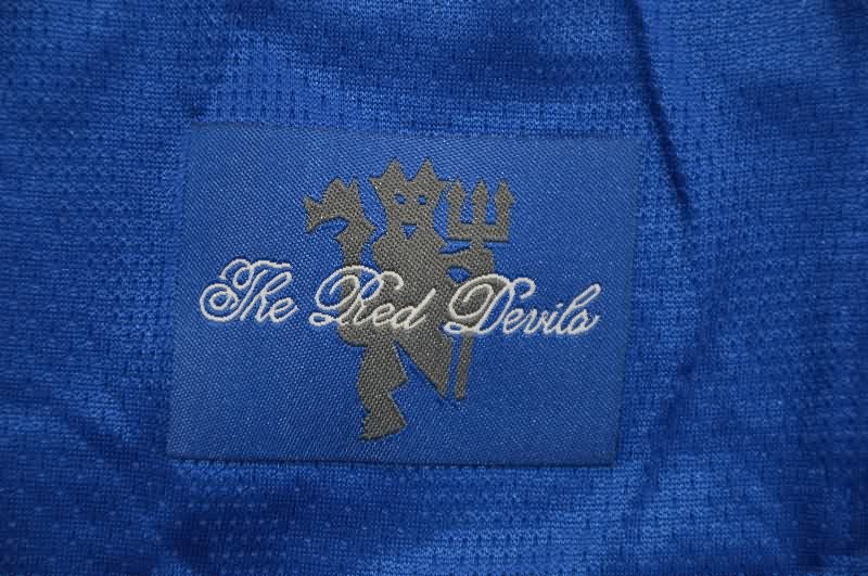 AAA Quality Manchester United 2007/08 Goalkeeper Blue LS Retro Soccer Jersey