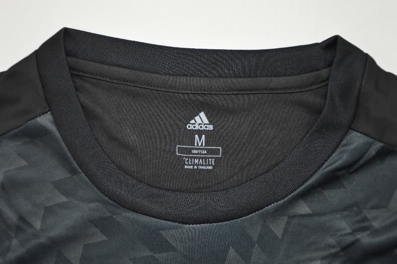 AAA Quality Manchester United 2017/18 Away Retro Soccer Jersey