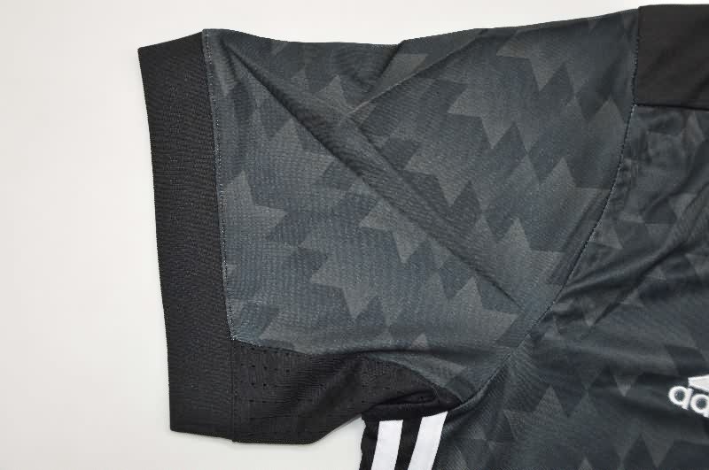 AAA Quality Manchester United 2017/18 Away Retro Soccer Jersey