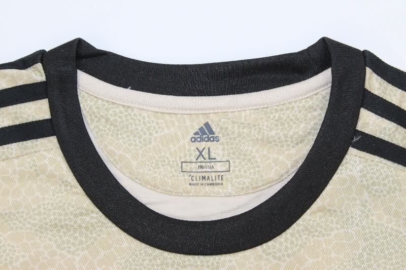 AAA Quality Manchester United 2019/20 Away Retro Soccer Jersey