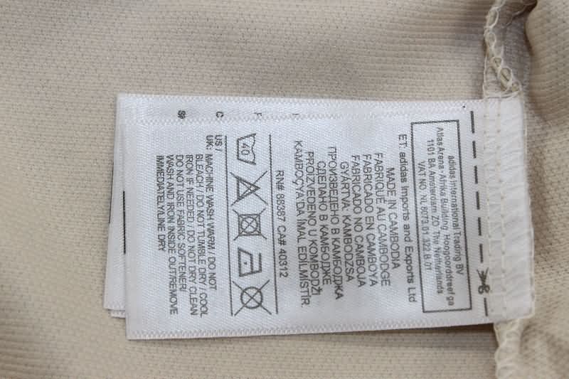 AAA Quality Manchester United 2019/20 Away Retro Soccer Jersey