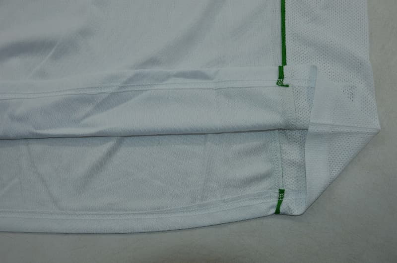 AAA Quality Mexico 2004 Away Retro Soccer Jersey