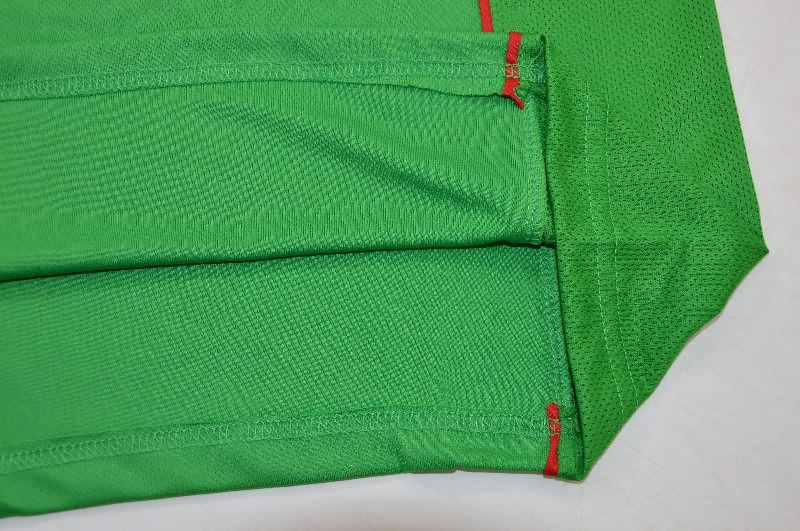 AAA Quality Mexico 2004 Home Retro Soccer Jersey