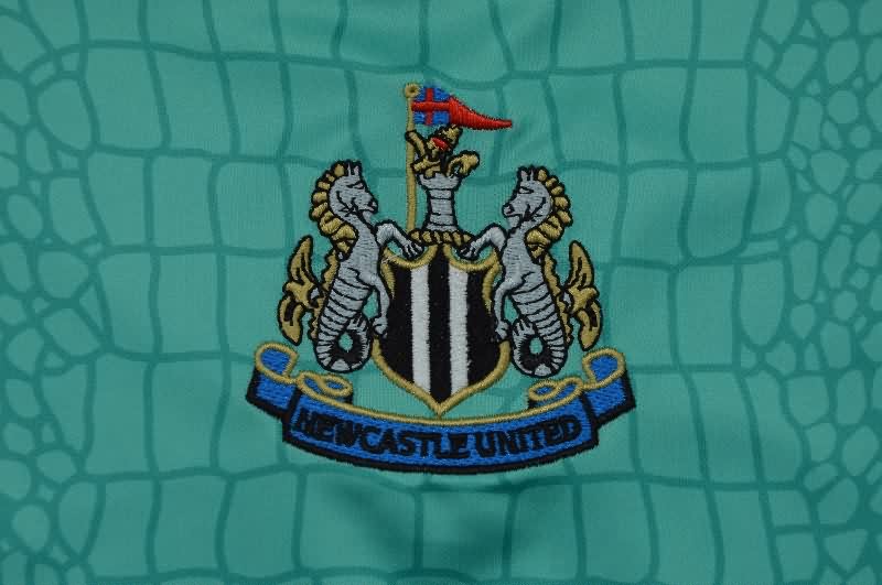 AAA Quality Newcastle United 1997/98 Goalkeeper Green Long Retro Soccer Jersey