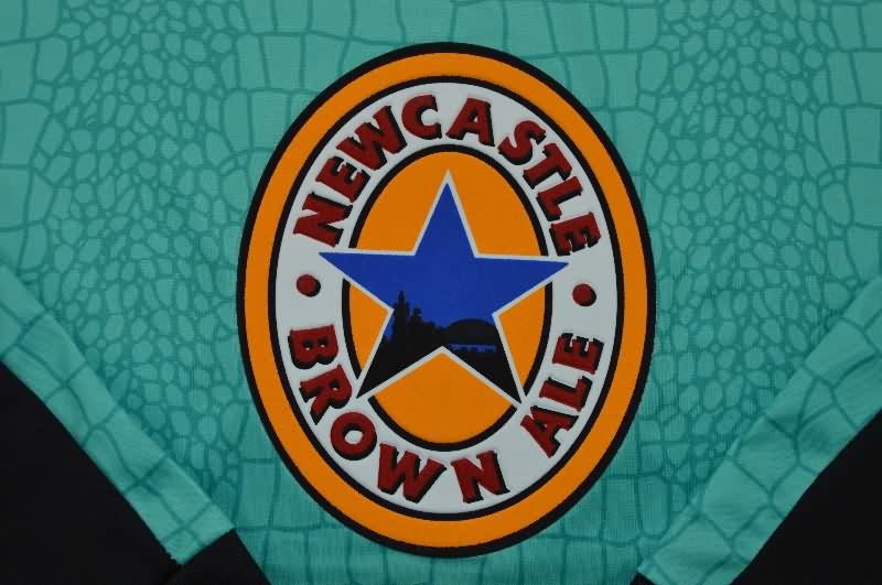 AAA Quality Newcastle United 1997/98 Goalkeeper Green Long Retro Soccer Jersey