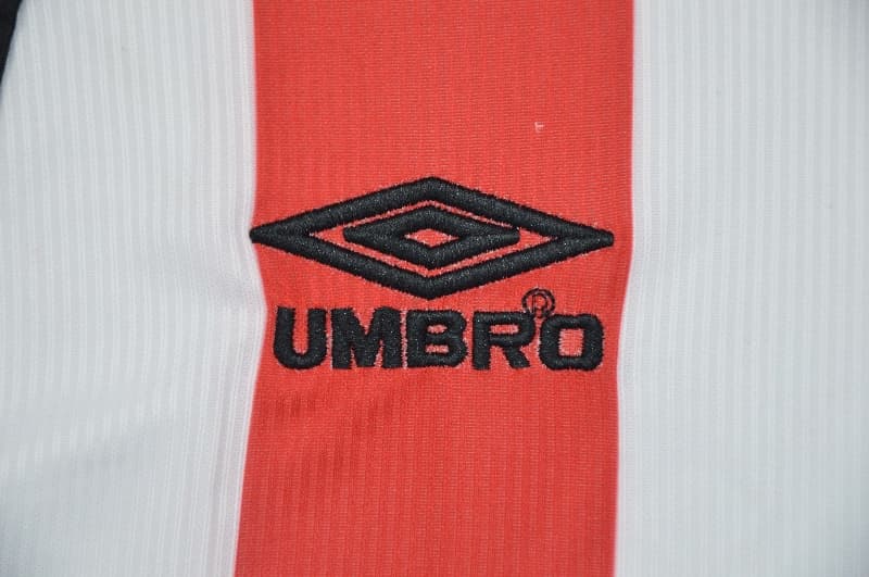 AAA Quality Olympiacos 2001/02 Home Retro Soccer Jersey