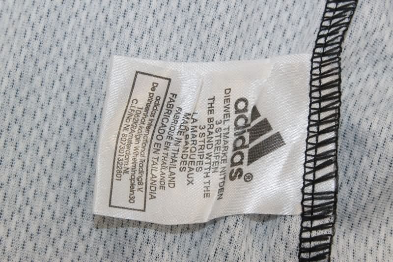 Real Madrid Soccer Jersey Goalkeeper Black Retro Replica 2002/03