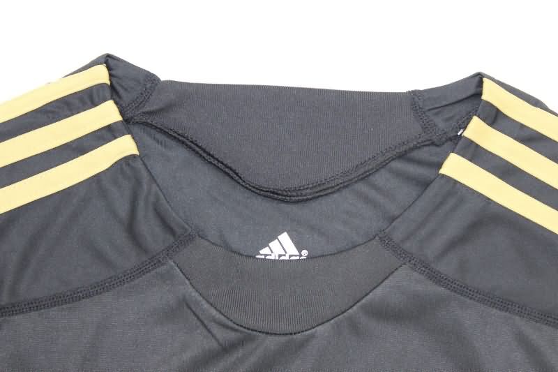 AAA Quality Real Madrid 2009/10 Third Retro Soccer Jersey