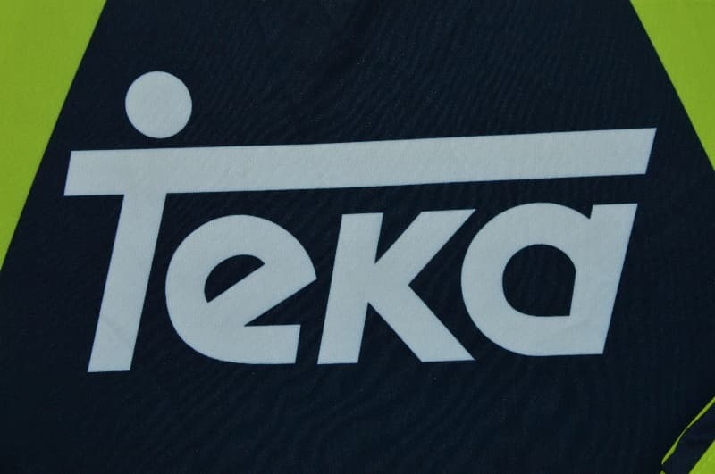 AAA Quality Real Madrid 1999/00 Goalkeeper Long Retro Soccer Jersey