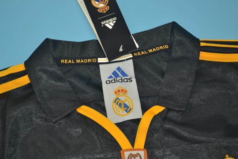 AAA Quality Real Madrid 1999/01 Away Retro Soccer Jersey