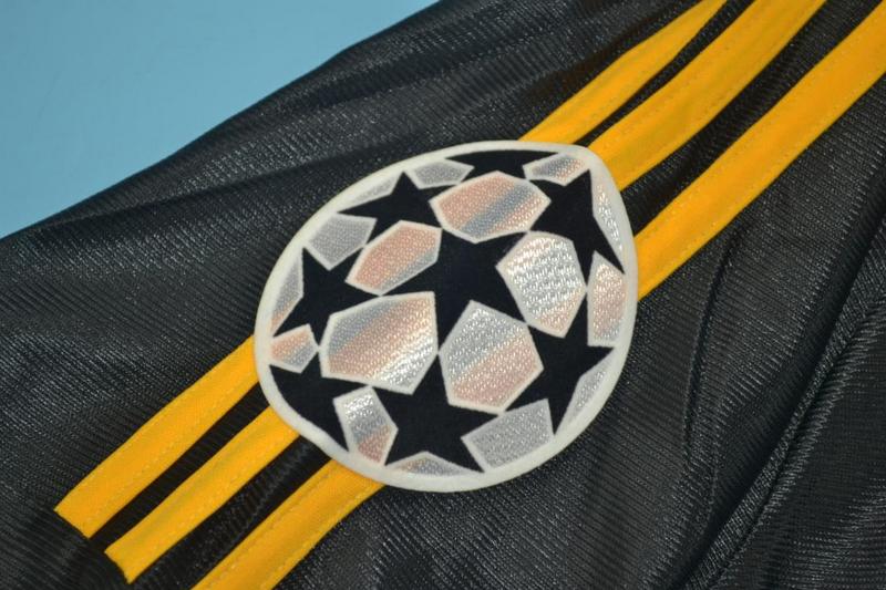 AAA Quality Real Madrid 1999/01 Away Retro Soccer Jersey