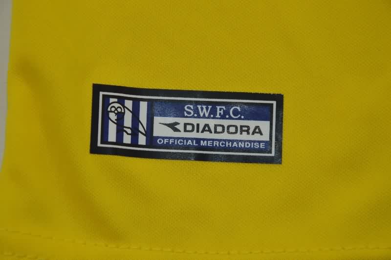 AAA Quality Sheffield Wednesday 2001/03 Away Retro Soccer Jersey