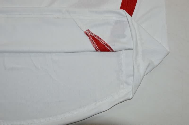 AAA Quality Spain 2006 Away Retro Soccer Jersey