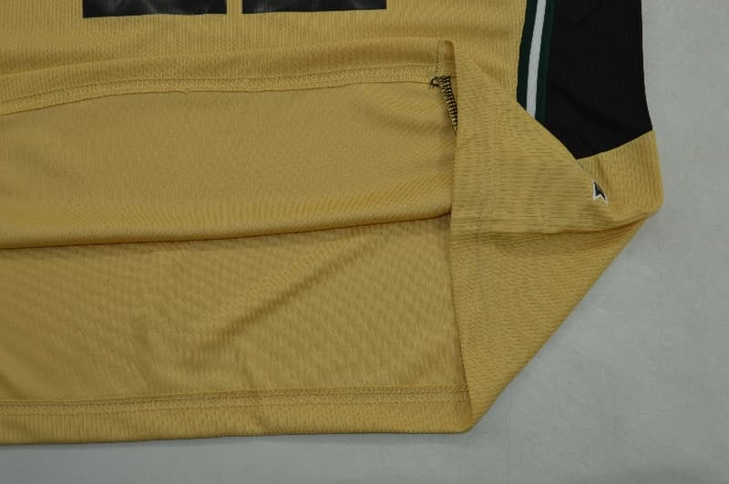 AAA Quality Sporting Lisbon 2003/04 Away Retro Soccer Jersey