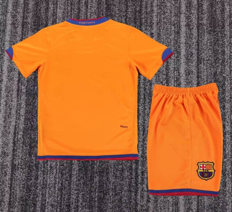 Kids Barcelona 2006/07 Away Soccer Jersey And Shorts