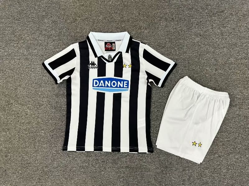 Kids Juventus 1994/95 Home Soccer Jersey And Shorts