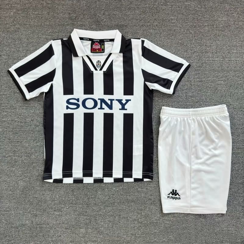 Kids Juventus 1996/97 Home Soccer Jersey And Shorts