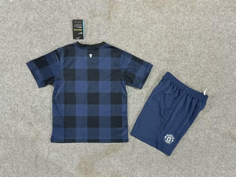 Kids Manchester United 2013/14 Away Soccer Jersey And Shorts