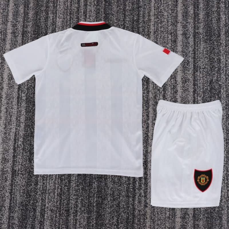 Kids Manchester United 1997/99 Away Soccer Jersey And Shorts