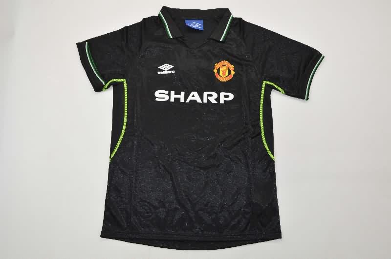 Kids Manchester United 1998/99 Black Soccer Jersey And Shorts