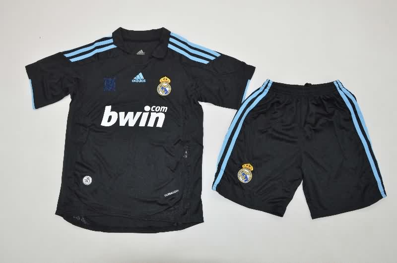 Kids Real Madrid 2009/10 Away Soccer Jersey And Shorts